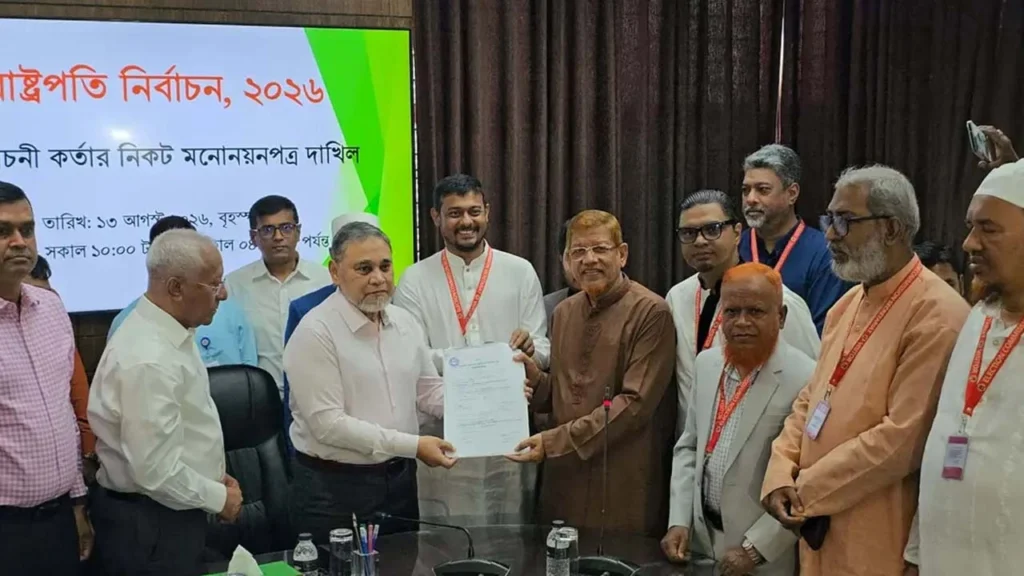 রাষ্ট্রপতি পদে ১১ দলীয় ঐক্যের প্রার্থী কর্নেল অলি আহমদের মনোনয়নপত্র জমা