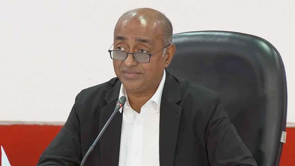 নিষিদ্ধ সংগঠন ছাড়া সব দলের রাজনৈতিক অধিকার নিশ্চিতের প্রতিশ্রুতি আইনমন্ত্রীর