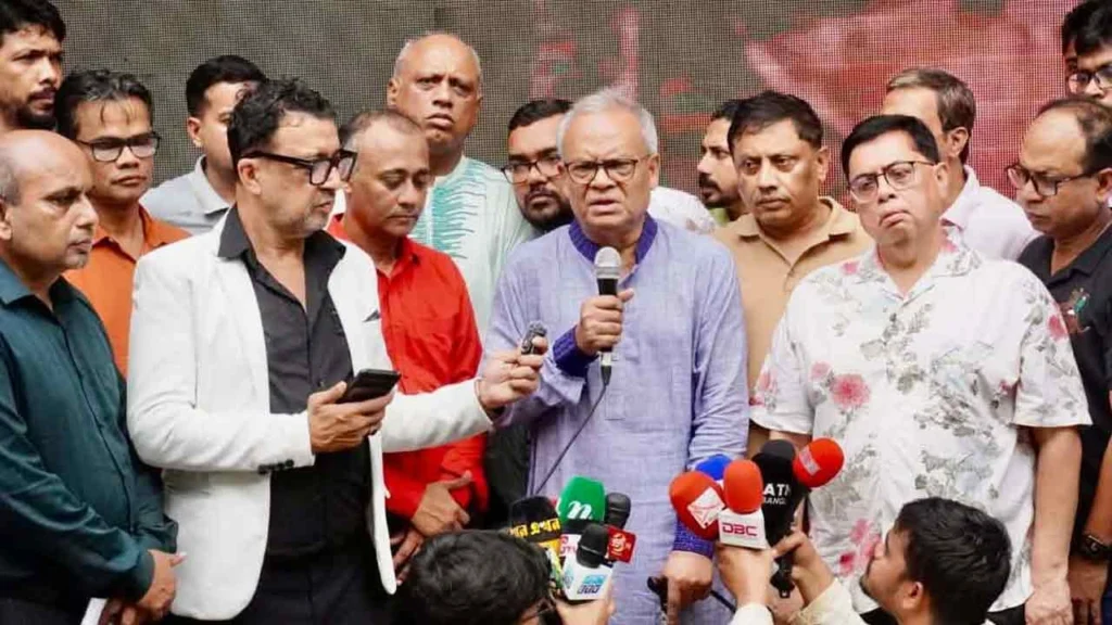 ভারতের অবস্থানকে ‘দ্বিমুখী’ আখ্যা দিয়ে রিজভীর সমালোচনা