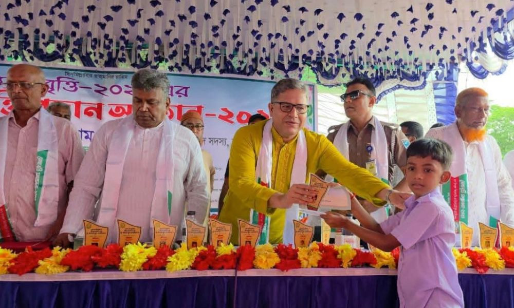 মানবিক মূল্যবোধ ছাড়া মেধার প্রকৃত উৎকর্ষ অর্জন সম্ভব নয়: সংবর্ধনা অনুষ্ঠানে শহিদুল ইসলাম বাবুল