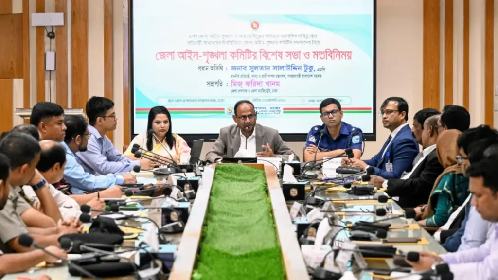 ঢাকায় আইন-শৃঙ্খলা পরিস্থিতির উন্নয়ন ও সুশাসন প্রতিষ্ঠায় সমন্বিত উদ্যোগের তাগিদ দিয়েছেন প্রতিমন্ত্রী
