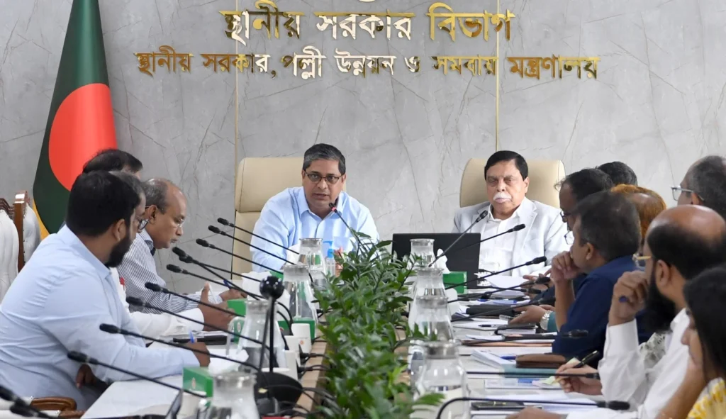 স্থানীয় সরকার অফিসগুলোতে সোলার প্যানেল বসানোর উদ্যোগ: কমবে বিদ্যুৎ ব্যয়