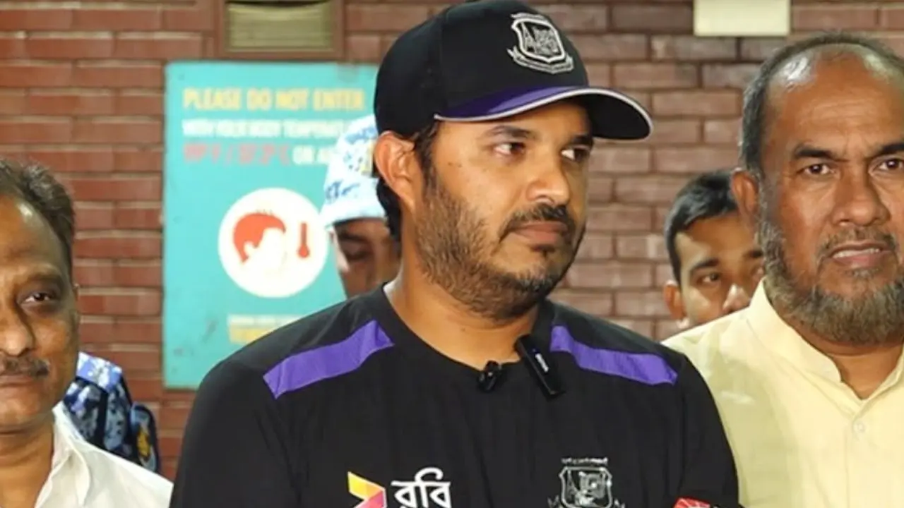 অস্ট্রেলিয়া সফর শেষে দেশে ফিরেছে জাতীয় ক্রিকেট দল