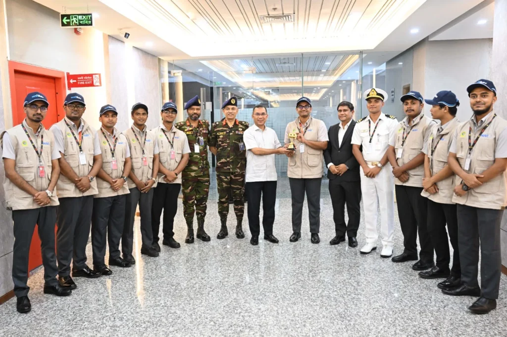 এমআইএসটি রোবোটিকস দলকে প্রধানমন্ত্রীর সংবর্ধনা