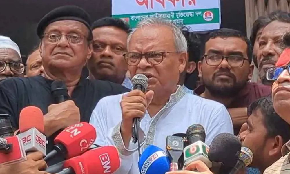 স্বাধীনতাবিরোধীদের বিরুদ্ধে দেশকে অস্থিতিশীল করার চক্রান্তের অভিযোগ রিজভীর