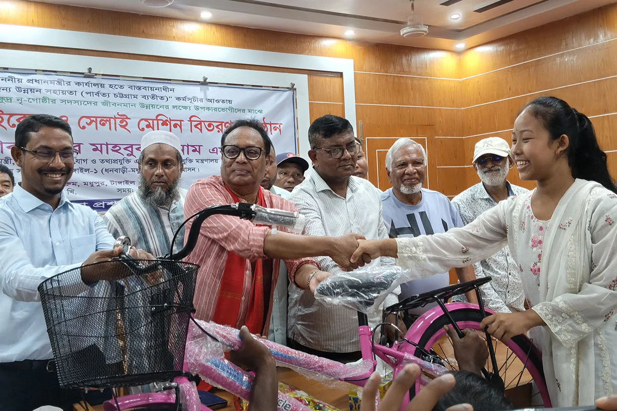 মাদকের বিরুদ্ধে জিরো টলারেন্স নীতি অনুসরণে স্থানীয় প্রশাসনের প্রতি মন্ত্রীর কঠোর নির্দেশ