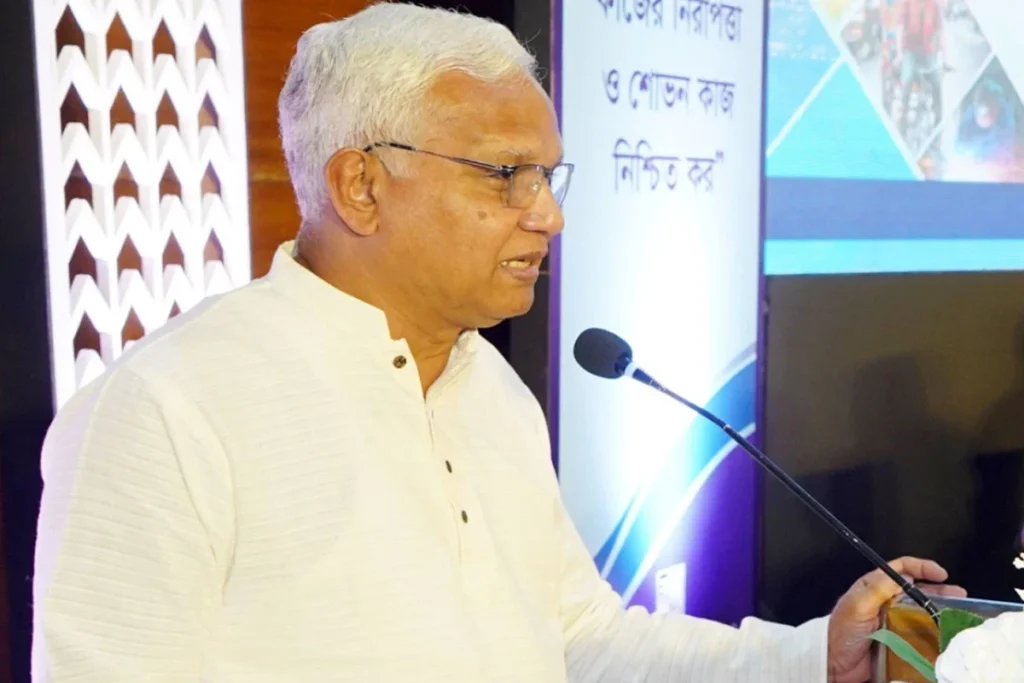 শ্রমিকের ন্যায্য অধিকার ও সামাজিক সুরক্ষা নিশ্চিত করতে সরকার বদ্ধপরিকর: মন্ত্রী ডা. জাহিদ হোসেন